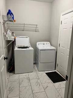 4ca41730f090a37f3b94c70adc5bfd30-uncropped_scaled_within_1536_1152